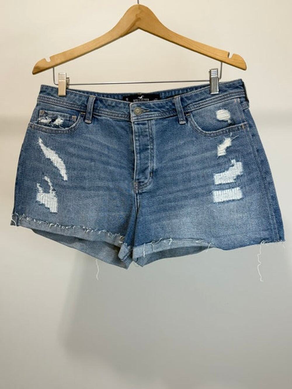 Hollister High Rise Boyfriend Shorts Distressed Vintage Stretch Sz15 W32